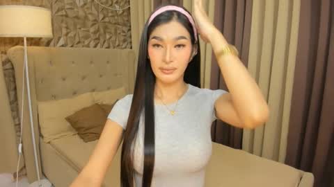 Snapshot of hunkhomerontop chatting on 12/18/25, 08:09 hunkhomerontop online show from 12/18/25, 08:09