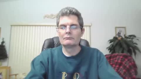 Snapshot of hunkmasclefad458 chatting on 12/28/24, 03:47 hunkmasclefad458 online show from 12/28/24, 03:47