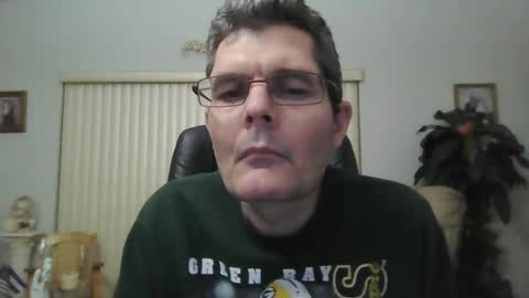 Snapshot of hunkmasclefad458 chatting on 02/17/25, 06:20 hunkmasclefad458 online show from 02/17/25, 06:20