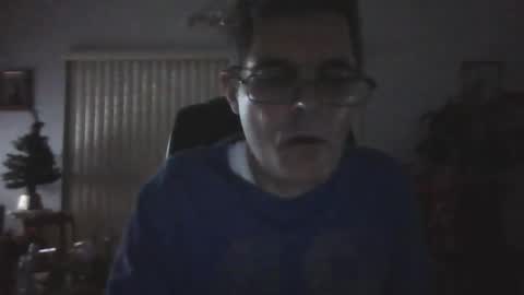 Snapshot of hunkmasclefad458 chatting on 12/16/25, 05:01 hunkmasclefad458 online show from 12/16/25, 05:01