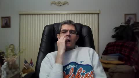 Snapshot of hunkmasclefad458 chatting on 06/24/26, 05:39 hunkmasclefad458 online show from 06/24/26, 05:39