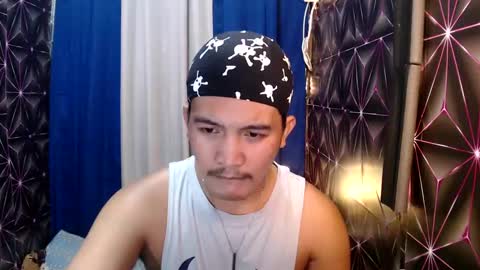 hunkylloyd online show from 12/24/24, 03:38