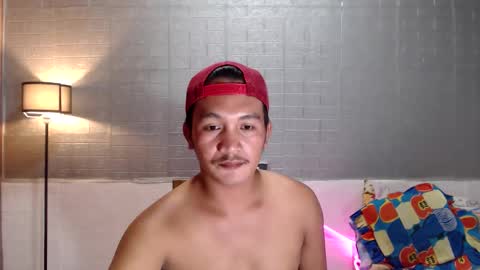 Snapshot of hunkylloyd chatting on 03/02/26, 07:37 hunkylloyd online show from 03/02/26, 07:37