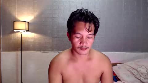 Snapshot of hunkylloyd chatting on 03/15/26, 02:50 hunkylloyd online show from 03/15/26, 02:50