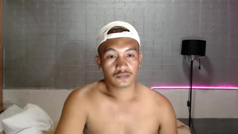hunkylloyd online show from 06/20/26, 03:09