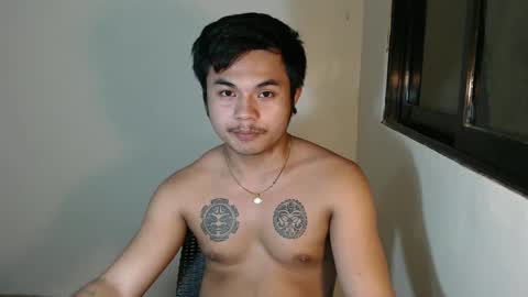 Snapshot of hunkyzeus chatting on 01/04/25, 12:16 hunkyzeus online show from 01/04/25, 12:16