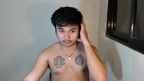 Snapshot of hunkyzeus chatting on 01/04/25, 04:11 hunkyzeus online show from 01/04/25, 04:11