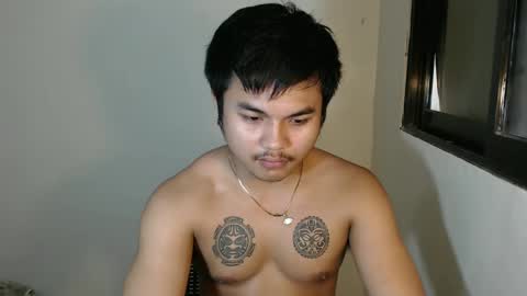 Snapshot of hunkyzeus chatting on 01/06/25, 06:03 hunkyzeus online show from 01/06/25, 06:03