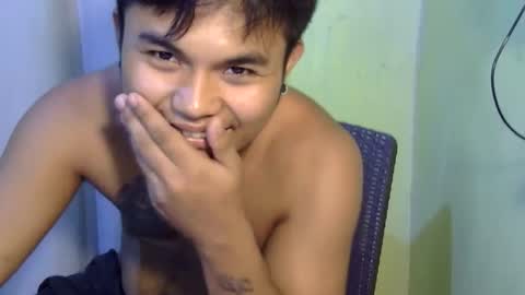 Snapshot of hunkyzeus chatting on 11/25/25, 01:22 hunkyzeus online show from 11/25/25, 01:22