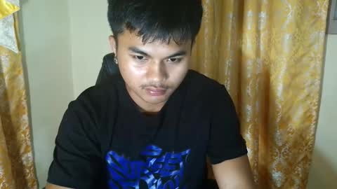 Snapshot of hunkyzeus chatting on 01/05/26, 05:27 hunkyzeus online show from 01/05/26, 05:27