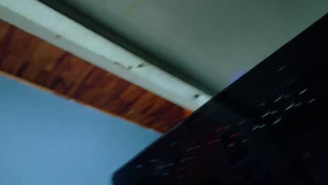 Snapshot of hunter_biggest chatting on 10/20/25, 07:14 Hunter online show from 10/20/25, 07:14