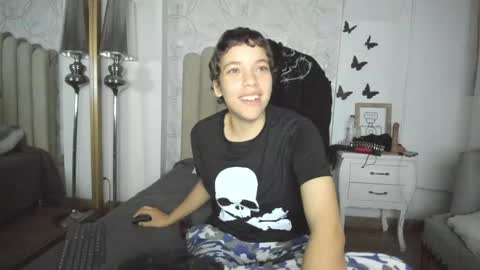 hunter exe  online show from 04/17/26, 06:49