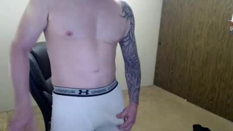 Snapshot of hunter_jayden7 chatting on 04/20/26, 11:50 TypsyT7 online show from 04/20/26, 11:50