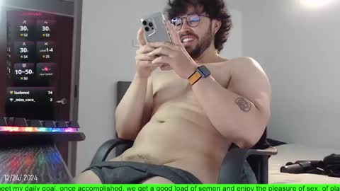 Snapshot of hunter_of_mn chatting on 12/25/24, 01:10 online show from 12/25/24, 01:10