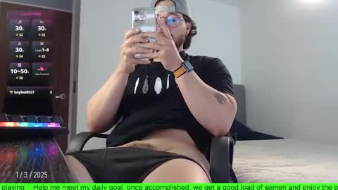 Snapshot of hunter_of_mn chatting on 01/03/25, 10:19 online show from 01/03/25, 10:19