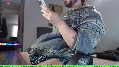 Snapshot of hunter_of_mn chatting on 10/03/25, 01:41 online show from 10/03/25, 01:41