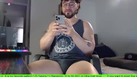 Snapshot of hunter_of_mn chatting on 10/06/25, 12:57 online show from 10/06/25, 12:57