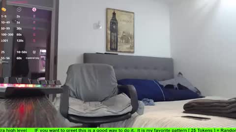 Snapshot of hunter_of_mn chatting on 10/14/25, 09:59 online show from 10/14/25, 09:59