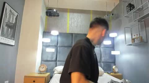 hunterheat_ online show from 11/09/25, 11:52