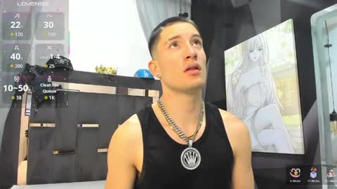 Snapshot of hunterheat_ chatting on 03/25/26, 12:22 hunterheat_ online show from 03/25/26, 12:22