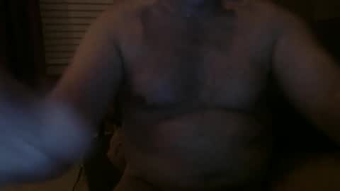 Snapshot of huntermark1 chatting on 11/17/25, 11:43 huntermark1 online show from 11/17/25, 11:43