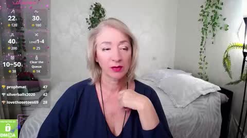 Irena online show from 10/18/25, 02:25