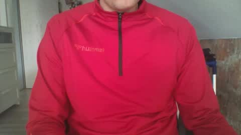 Snapshot of hunting_007 chatting on 04/20/26, 11:24 hunting_007 online show from 04/20/26, 11:24