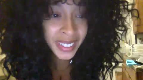 Snapshot of hunyybunz chatting on 12/14/24, 12:55 Goddess Hunyy online show from 12/14/24, 12:55