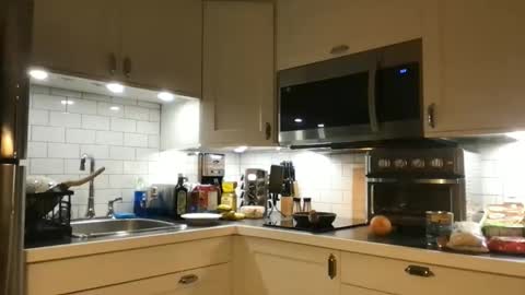 Snapshot of hunyybunz chatting on 04/09/26, 05:51 Goddess Hunyy online show from 04/09/26, 05:51