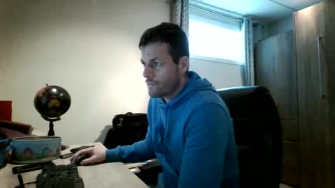 hurley7890 online show from 01/16/25, 03:24