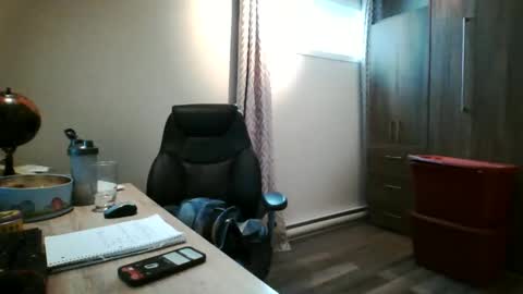 hurley7890 online show from 02/25/25, 08:09