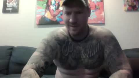 hurricanerodzilla online show from 01/08/25, 10:27