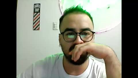 Snapshot of hurtadodirector chatting on 04/05/26, 05:37 hurtadodirector online show from 04/05/26, 05:37