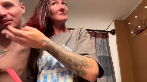 Snapshot of husbandandwife2011 chatting on 03/09/25, 05:55 husbandandwife2011 online show from 03/09/25, 05:55