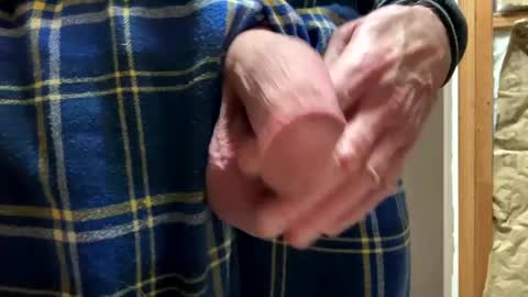 huskey300 online show from 02/22/25, 04:40