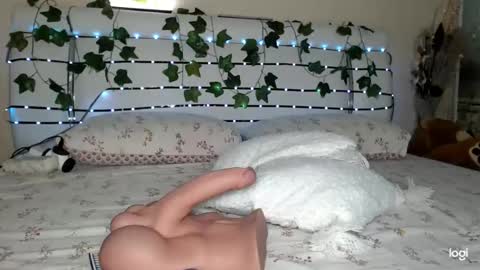 Kayla online show from 04/09/26, 04:23