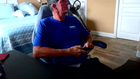 Snapshot of hvacstud4 chatting on 04/08/26, 07:14 hvacstud4 online show from 04/08/26, 07:14