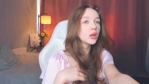 Snapshot of hwadwellingham chatting on 06/29/26, 07:03 Lily online show from 06/29/26, 07:03