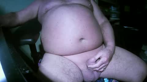 Snapshot of hwait121 chatting on 11/17/25, 05:35 hwait121 online show from 11/17/25, 05:35