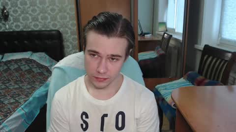 Snapshot of hyakkin chatting on 03/29/26, 08:58 Tom online show from 03/29/26, 08:58
