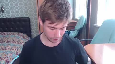 Tom online show from 07/12/26, 09:22