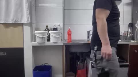 hybride8825 online show from 12/19/25, 11:06