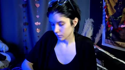 Snapshot of hyeon_jin chatting on 02/23/25, 08:55 Hyeon Jin online show from 02/23/25, 08:55