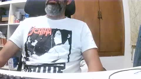 Snapshot of hyperpau chatting on 09/14/25, 04:22 Hyperpau online show from 09/14/25, 04:22