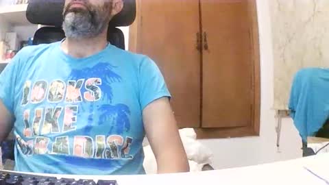 Snapshot of hyperpau chatting on 09/19/25, 03:52 Hyperpau online show from 09/19/25, 03:52