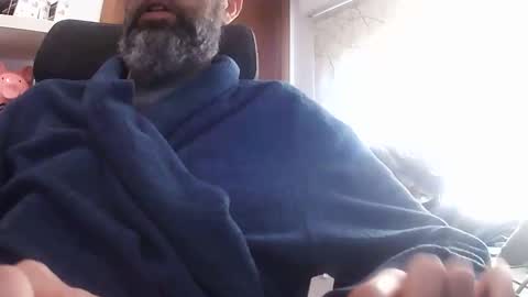 Snapshot of hyperpau chatting on 11/29/25, 07:44 Hyperpau online show from 11/29/25, 07:44