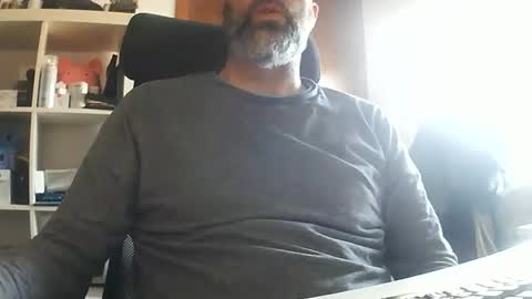 Hyperpau online show from 04/19/26, 06:56