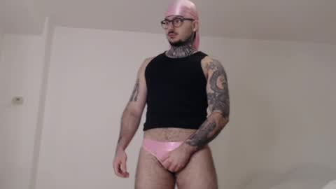 Snapshot of hypersyren chatting on 01/13/26, 10:15 hypersyren online show from 01/13/26, 10:15