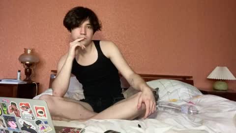 hypomania online show from 01/26/25, 01:04