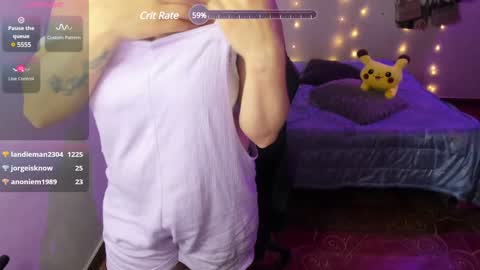 Snapshot of hyun22148625 chatting on 12/20/24, 03:03 Hello Im Julieta Im 25 years old and I love being here. Thank you for visiting my living room. The only rule is that you hap online show from 12/20/24, 03:03